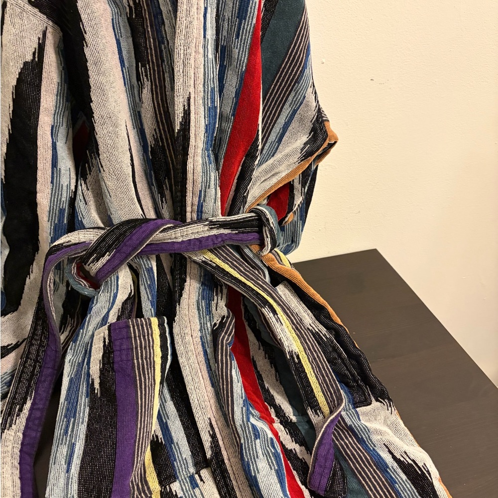 Missoni Hooded Robe with Box - Picture 5 of 6